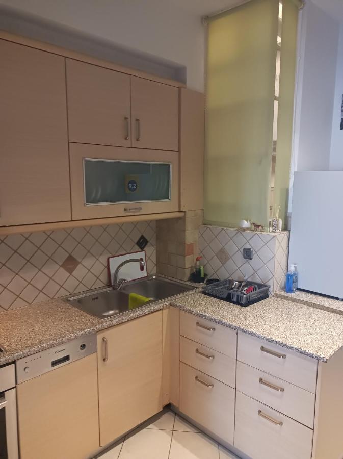 Historic Center Apartment At Thisseio เอเธนส์ ภายนอก รูปภาพ